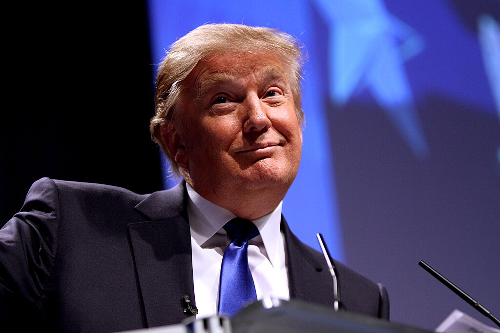 Donald Trump îşi lansează propria platformă de criptomonede