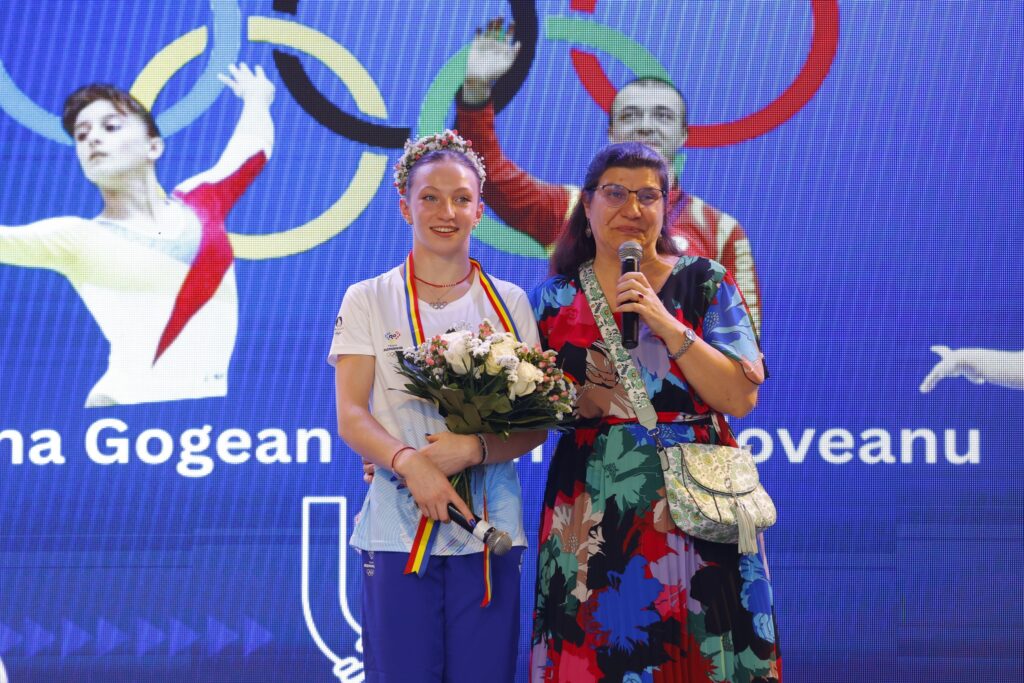 Ana Maria Bărbosu a primit titlul de Ambasador al municipiului Focşani