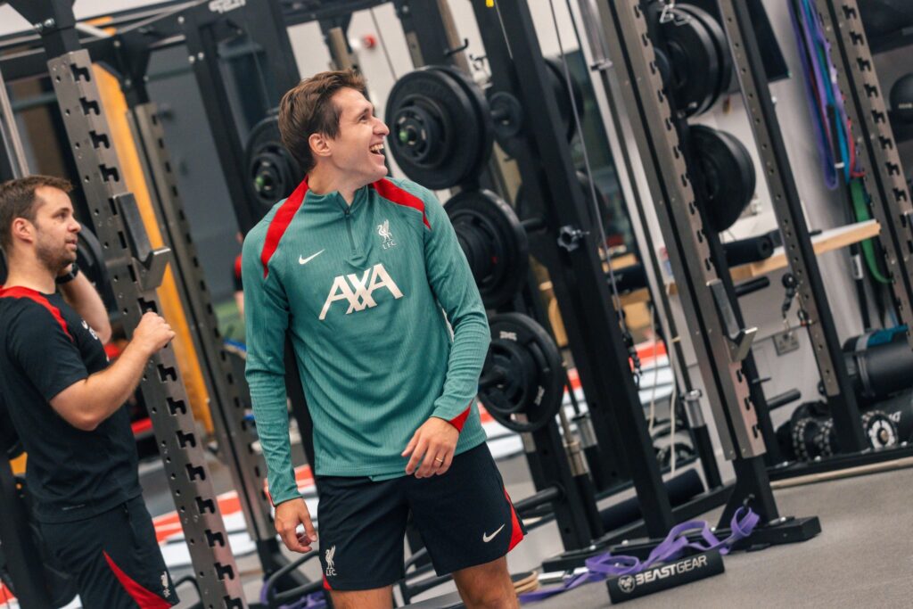 Federico Chiesa e „cormoran”! Atacantul italian a semnat cu FC Liverpool