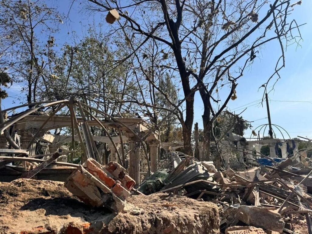 Bombardament rusesc asupra unui hotel din Kramatorsk. Doi jurnaliști Reuters au fost răniți, iar un al treilea este dat dispărut