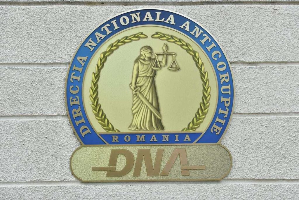 Generalul Gheorghiță Vlad, șeful Armatei, pus sub acuzare de DNA