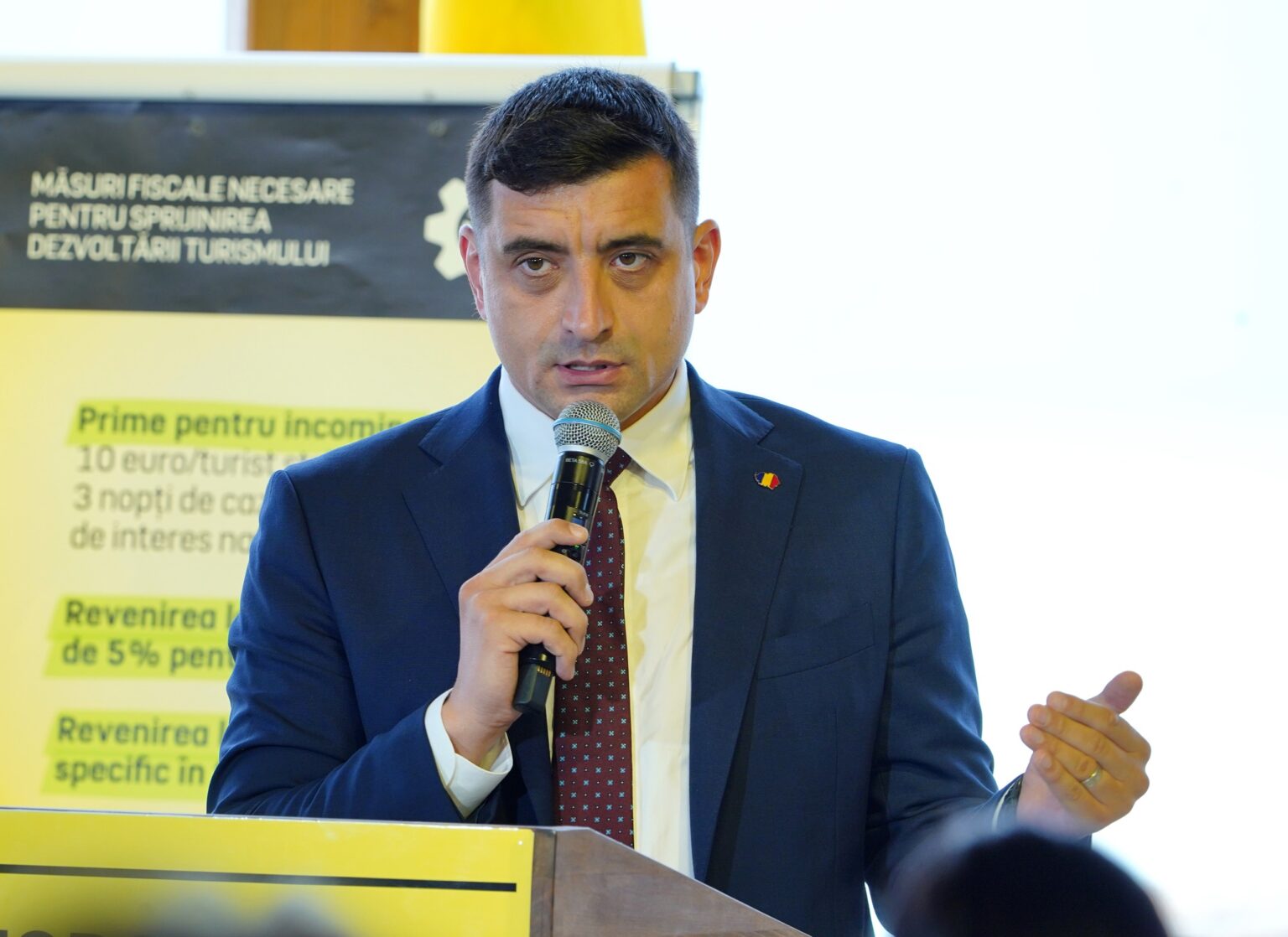 Oficial. CCR i-a validat candidatura lui George Simion