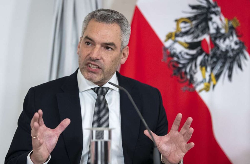 Karl Nehammer, pe făraș în Austria! Extrema dreaptă pare să se îndrepte spre un succes istoric