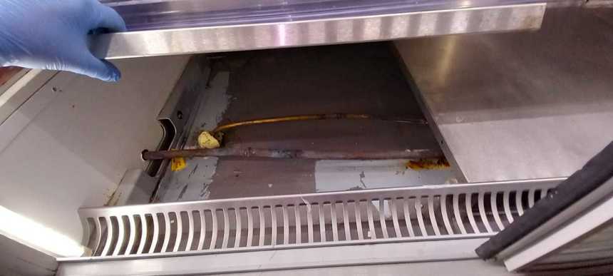 Peste 500 de magazine care comercializează produse congelate, controlate de ANPC! S-au dat amenzi de peste 2,5 milioane de lei