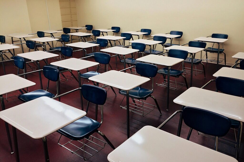 Profesoară, pălmuită de un elev de 15 ani, în Constanța