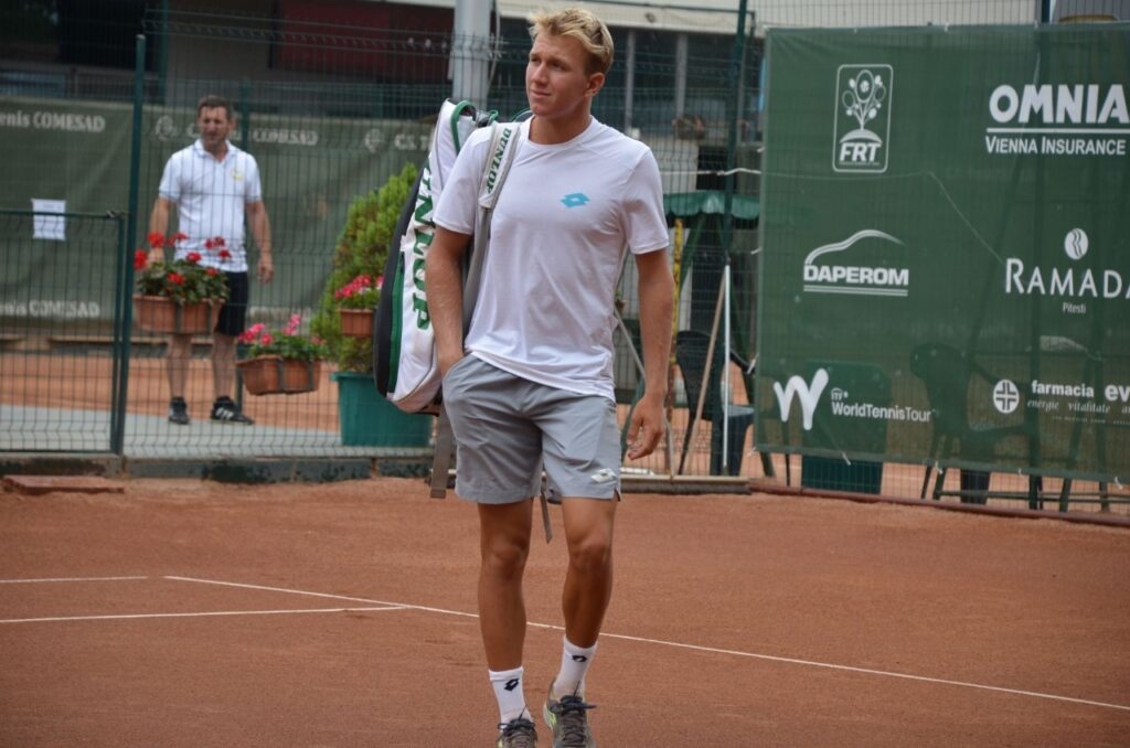 Filip Jianu, în „sferturile” challengerului de la Brazzaville