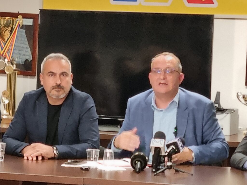 Angajații de la metrou amenință cu grevă