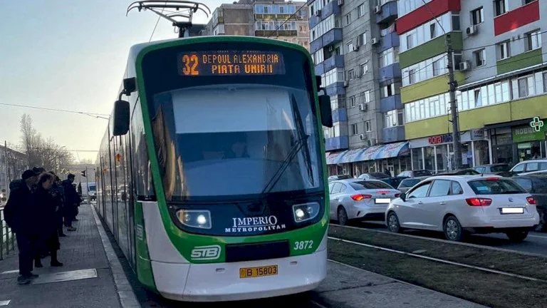 Tramvaiele nu circulă la Piața Unirii din București