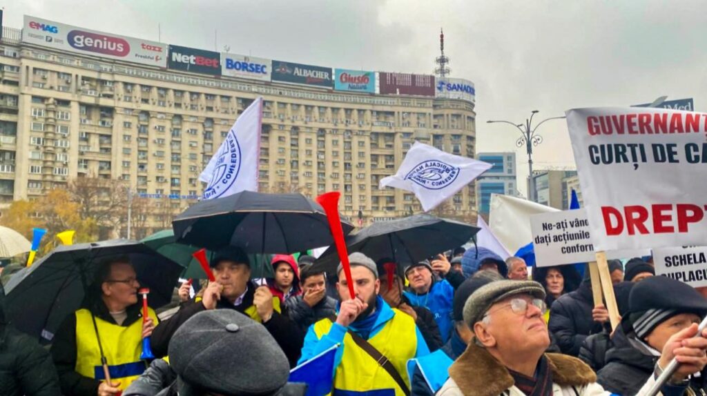 Protest în Piața Victoriei. Ordonanța „trenuleț” scoate 30.000 de oameni în stradă