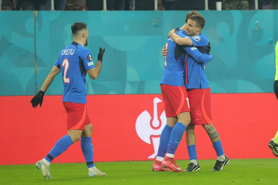 FCSB – PAOK Salonic 2-0! Campioana României, în optimile Europa League, după 12 ani