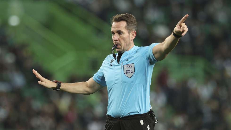 UEFA a anunțat cine va arbitra partida FCSB – Lyon