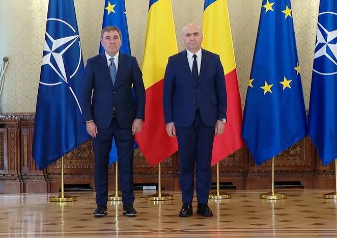 VIDEO. Gică Hagi, decorat de Ilie Bolojan cu Ordinul Național „Steaua României”
