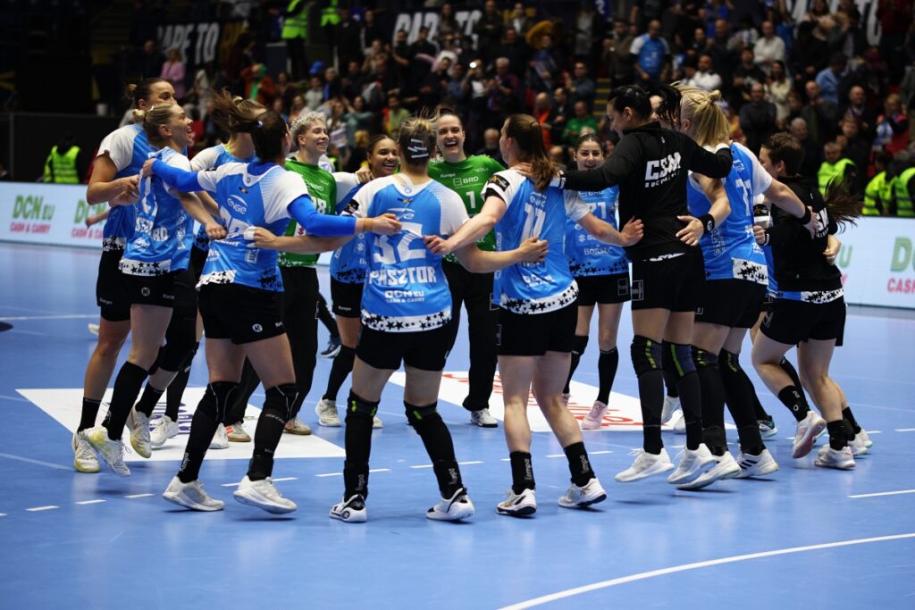 CSM București – Rapid 28-22. „Tigroaicele” merg în sferturile Ligii Campionilor