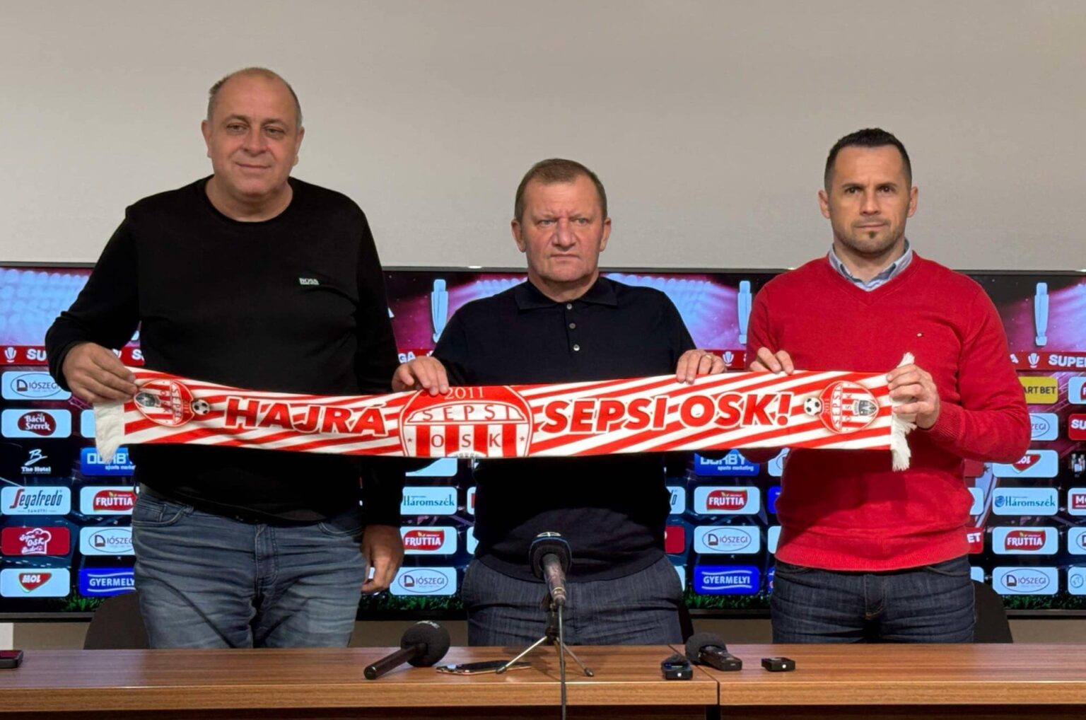 Dorinel Munteanu, prezentat oficial la Sepsi OSK
