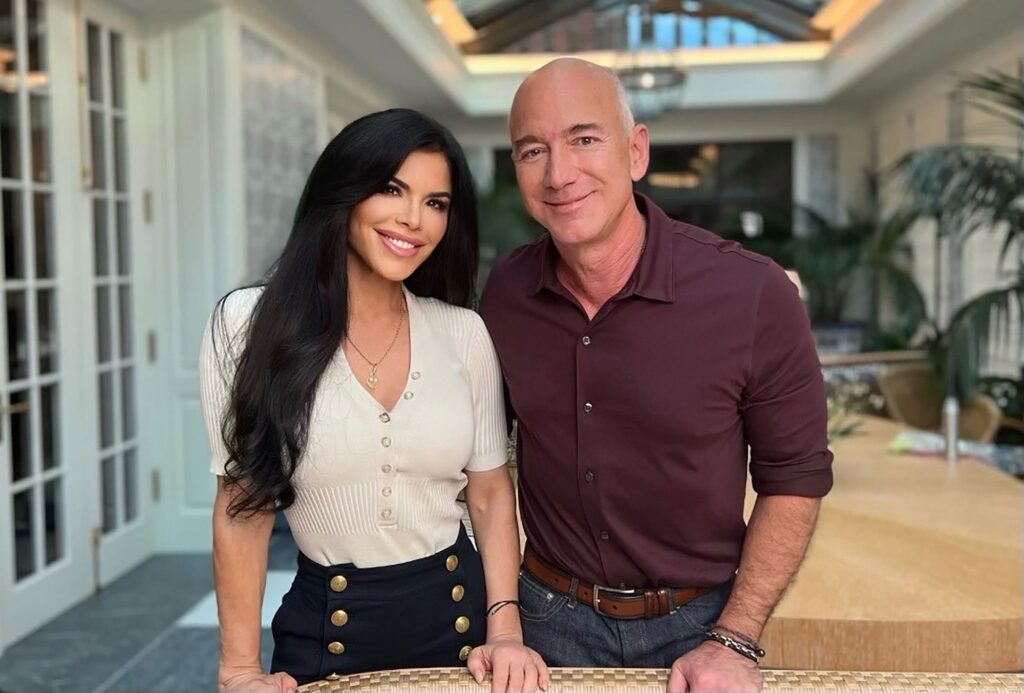 „Cod roșu” de vedete la Veneția. Jeff Bezos s-a căsătorit cu Lauren Sanchez