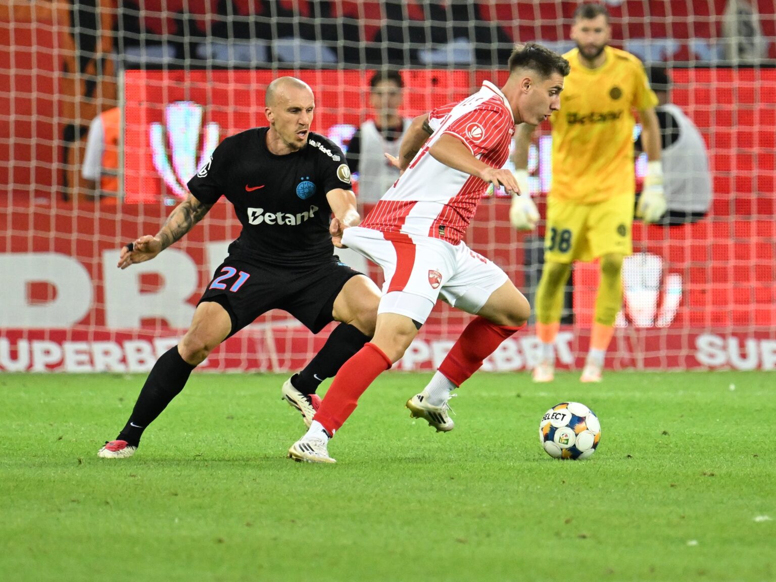 Dinamo – FCSB 4-3. Derby spectaculos pe Arena Națională