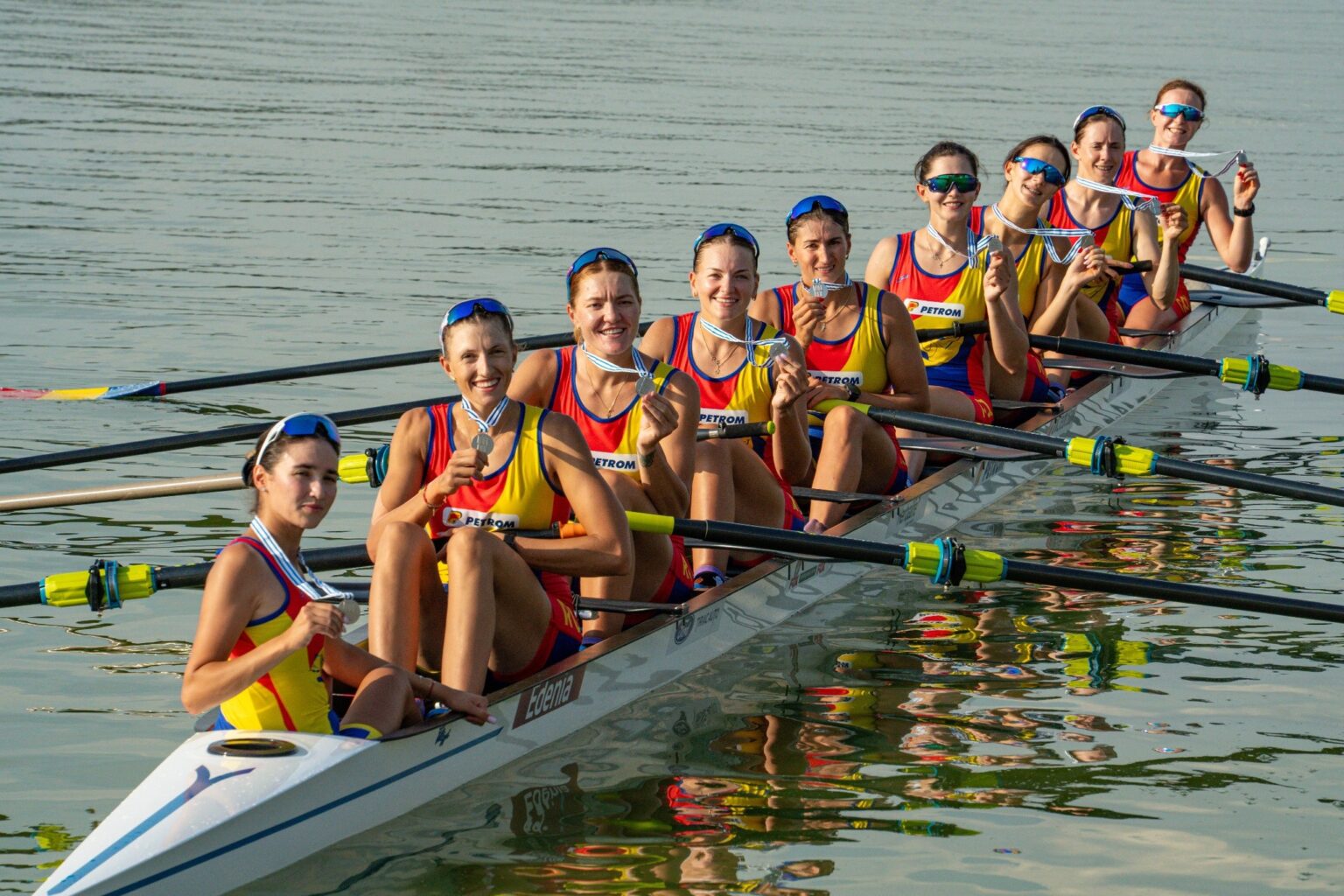 Echipajul feminin de 8+1 al României, argint la Mondialele de canotaj