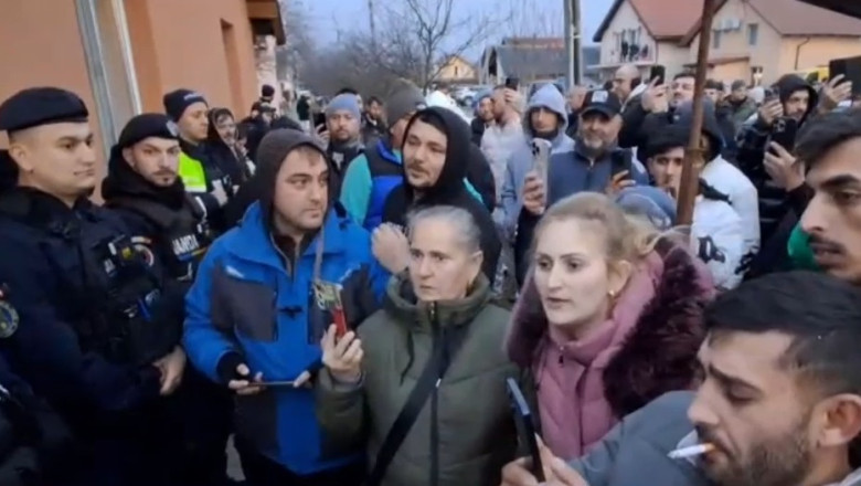 Revoltă în comuna în care stă băiatul de 13 ani, care a ucis un copil în Timiș
